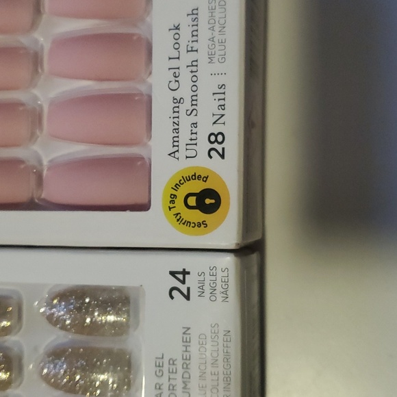 Nails - Picture 5 of 6